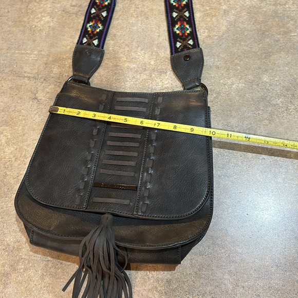 Women’s Steve Madden purse with guitar strap handle super cute - Picture 5 of 9